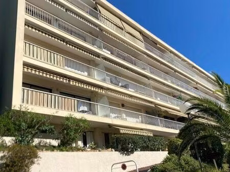 appartement 3 pièces piscine cannes croix des gardes
