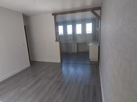 appartement 3 pièces 50 m²