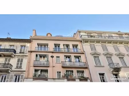 appartement 3 pièces 67 m²