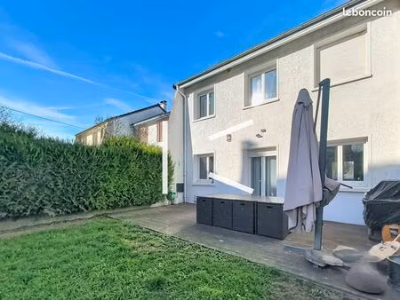 maison 4 pièces 123 m²
