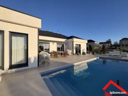 maison 4 pièces 140 m²