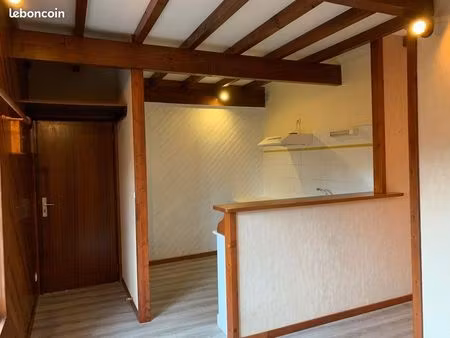 appartement t1bis à louer à l’année àjatxou