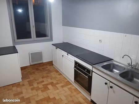 loue f2 secteur saint laurent – 440 loyer + 80 charges