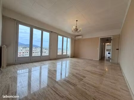appartement 2 pièces 70 m²