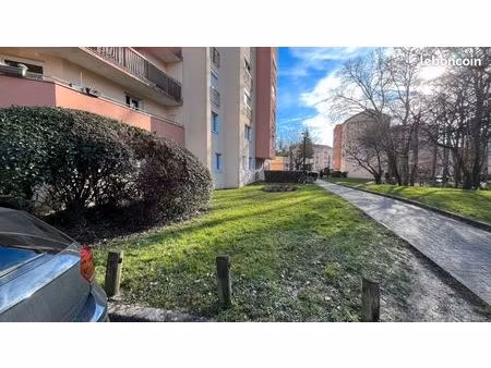 ? à louer – t3 – 62 58 m² – rdc + cave