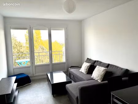 t2 meublé 46 m² – balcon côté jardin  parking & cave – bd jules verne  nantes