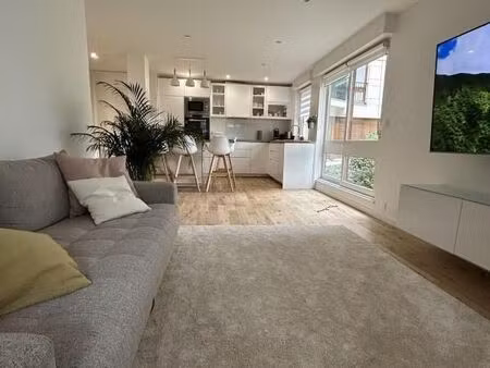 appartement 3 pièces 65 m²