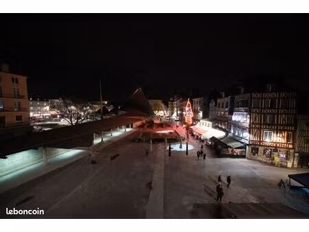 f3 65 m2 meublé hyper centre