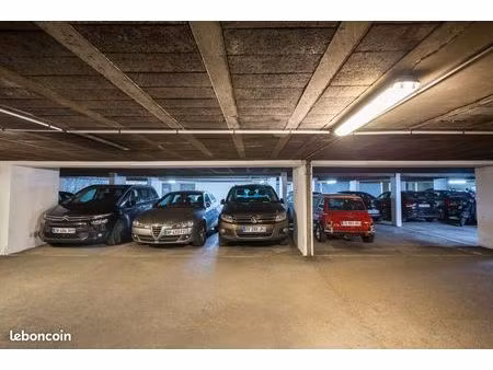 location parking maubeuge -75009