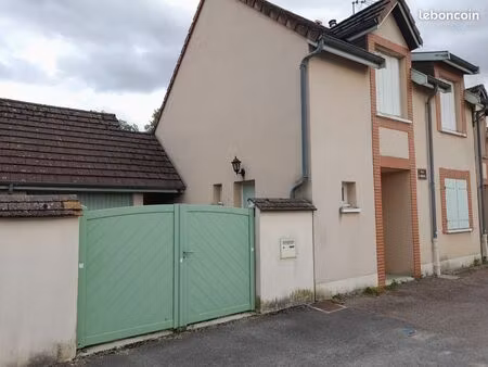 maison 3 pièces 63 m²
