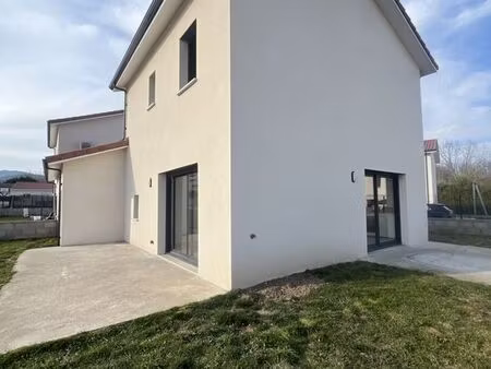 villa 4 pièces 88 m²