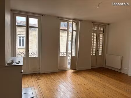 loue appartement meublé - 80m2 - bordeaux