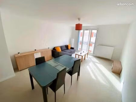 location appartement meublé avec parking