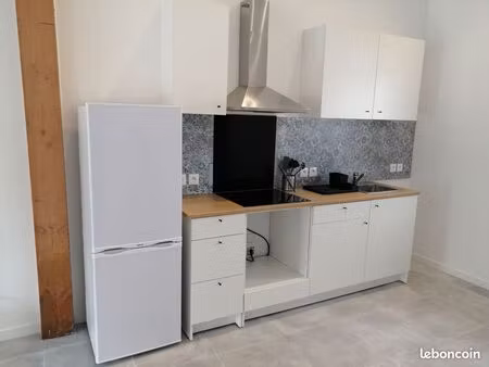 loft avec jardinet et parking