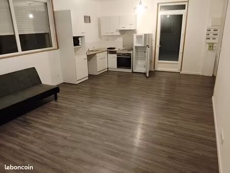 appartement f3 avec exterieur