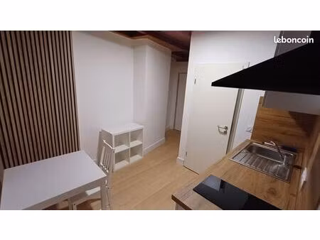 ◊ f1 meublé 25 m² – centre-ville – calme absolu