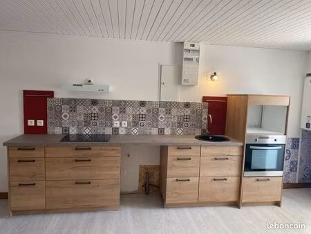 maison mitoyenne rénovée en 2023