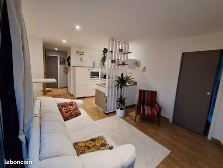 appartement entierement refait à neuf