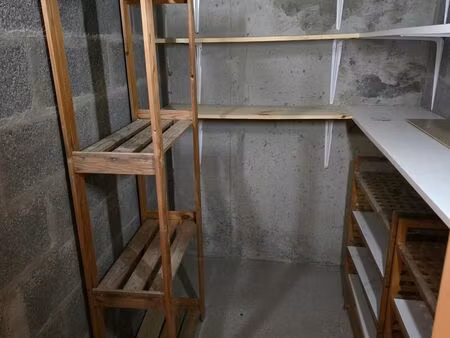 location cave amenagée – 5 m² – accès rez-de-chaussée