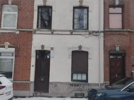 maison 2 façades avec jardin