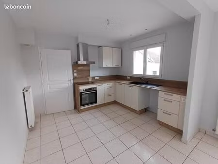 villa 4 pièces 93 m²