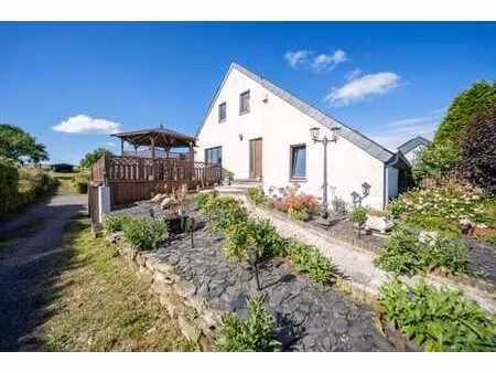 grande maison familiale avec atelier proche de libramont