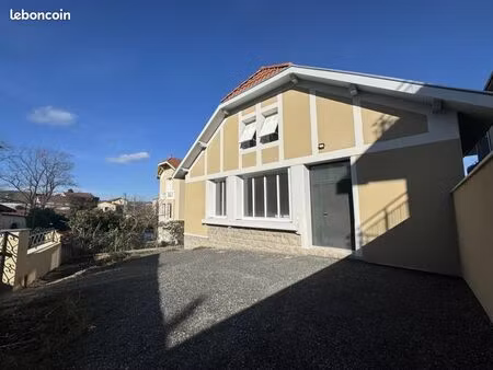 maison 5 pièces 140 m²