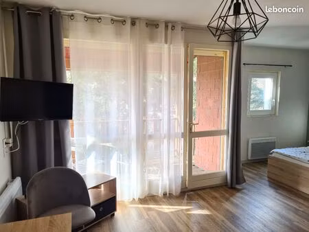 studio meublé 33 m² avec balcon