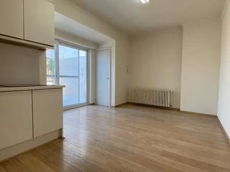 appartement à louer à wingene € 730 (ljwqi) - era - vastgoed centrum | zimmo