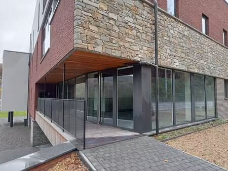 surface pour bureau ou certaines activités commerciales.