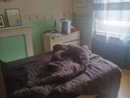 maison 2 chambre + 2 bureaux