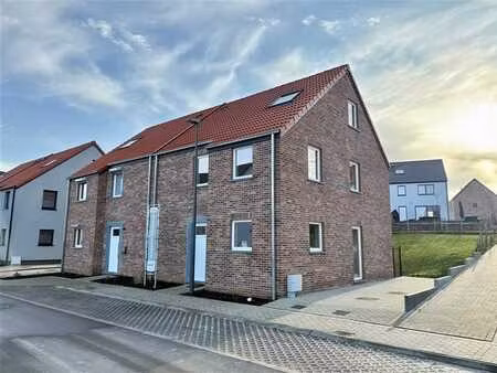 maison neuve 3 chambres aux finitions soignées