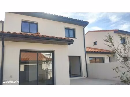 villa 4 pièces 91 m²