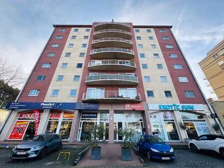 appartement lumineux terrasse - westland (2003)