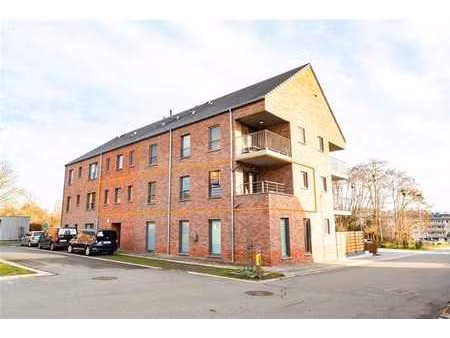 bel appartement 2ch idéalement situé!