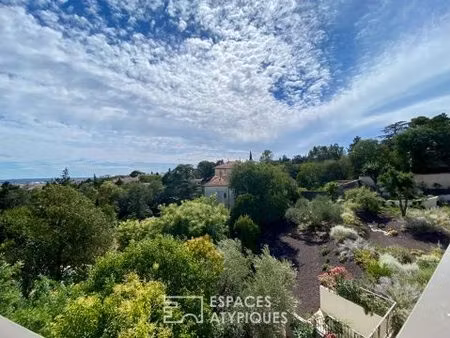 rooftop panoramique d'exception perché au sein du « montmartre » nîmois