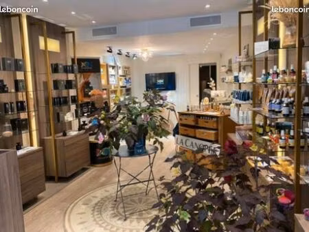 boutique de parfum à grasse