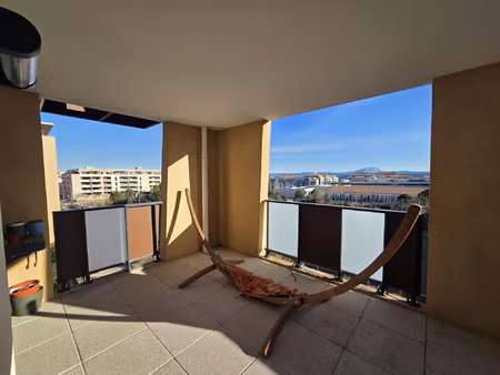 appartement 2 chambres avec terrasse et garage