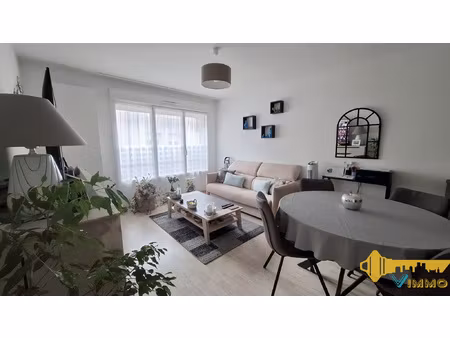 appartement recent - centre de challans - pmr - ascenceur- r