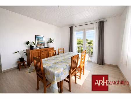 joli t4 1 er étage - refait à neuf +coursive+parking