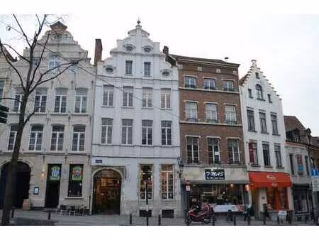 proche du sablon et de la grand place lumineux flat 1 chambr