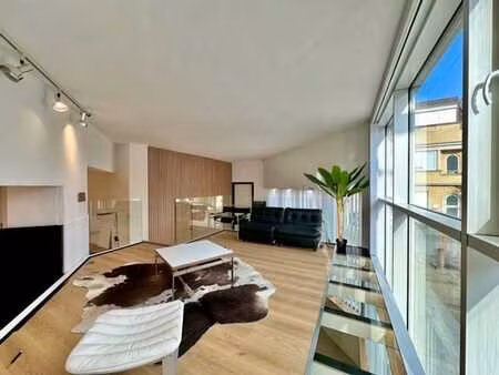 woluwe-saint-pierre – loft entièrement rénové