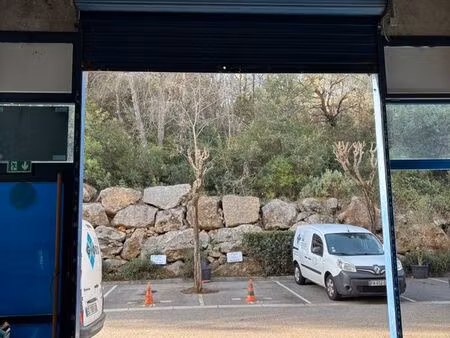 espace de stockage avec bureau a vallauris