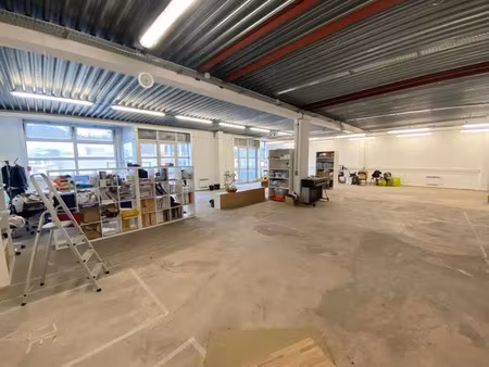 activité  bureaux à louer de 140m2