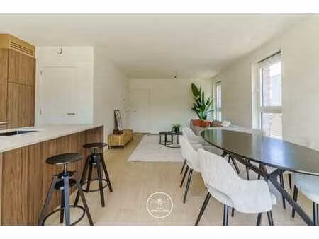 appartement ben avec 3 chambres et terrasse à gavere