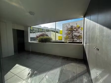 blagnac t3 avec loggia et place de parking en sous-sol