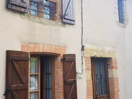 maison t2bis de 47 50 m2 avec jardin + grange