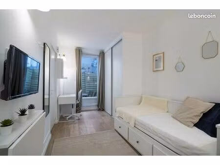 studio 19 m² paris 18