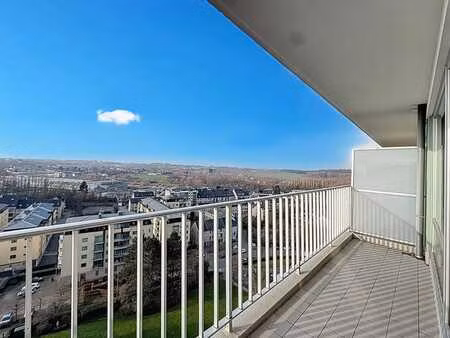 studio avec coin a dormir