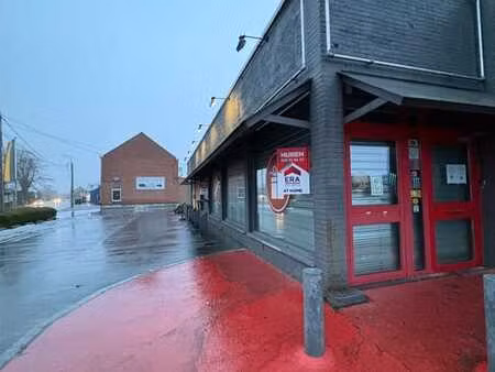 comines- local commercial de 520 m² + parking